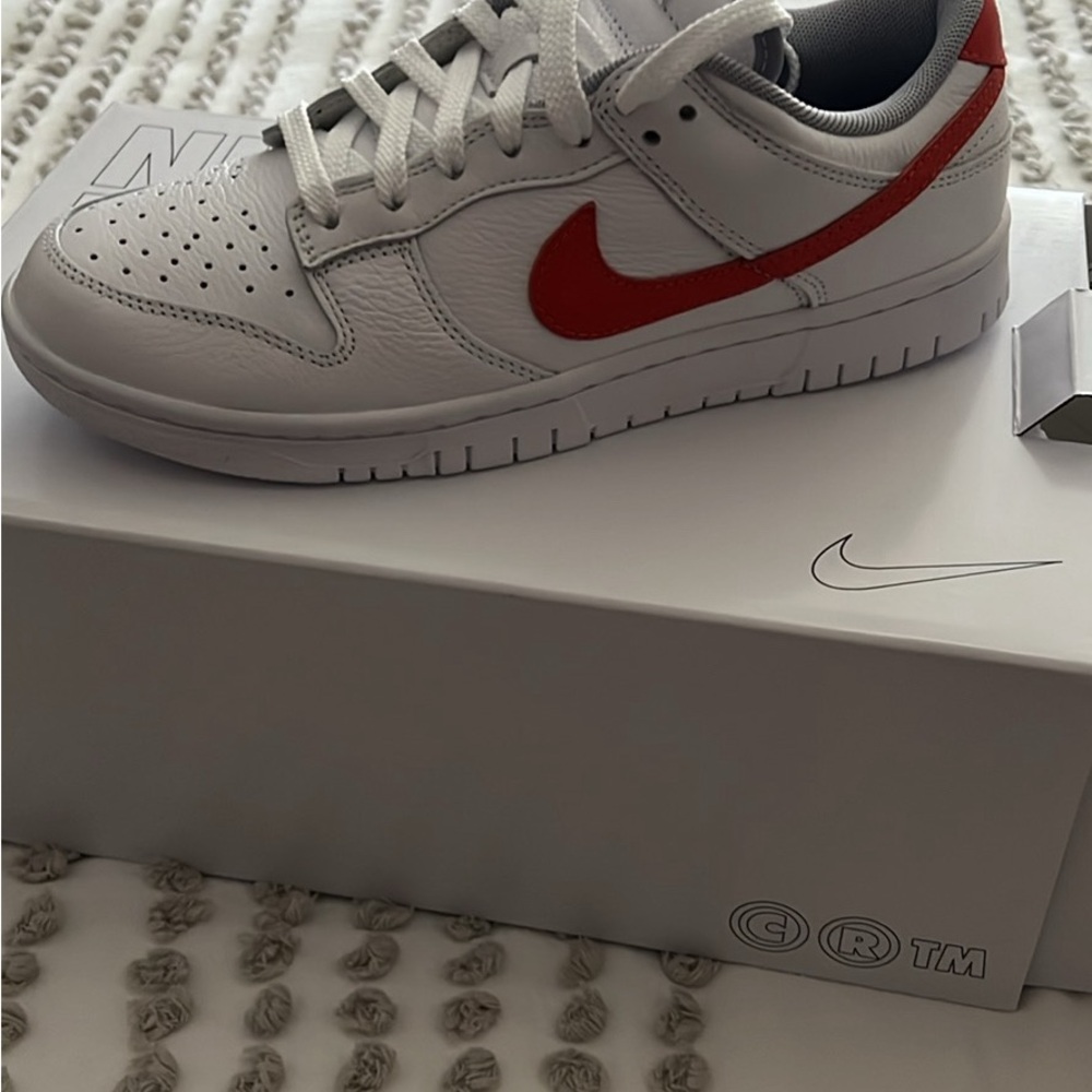 New! Nike Dunks white and orange